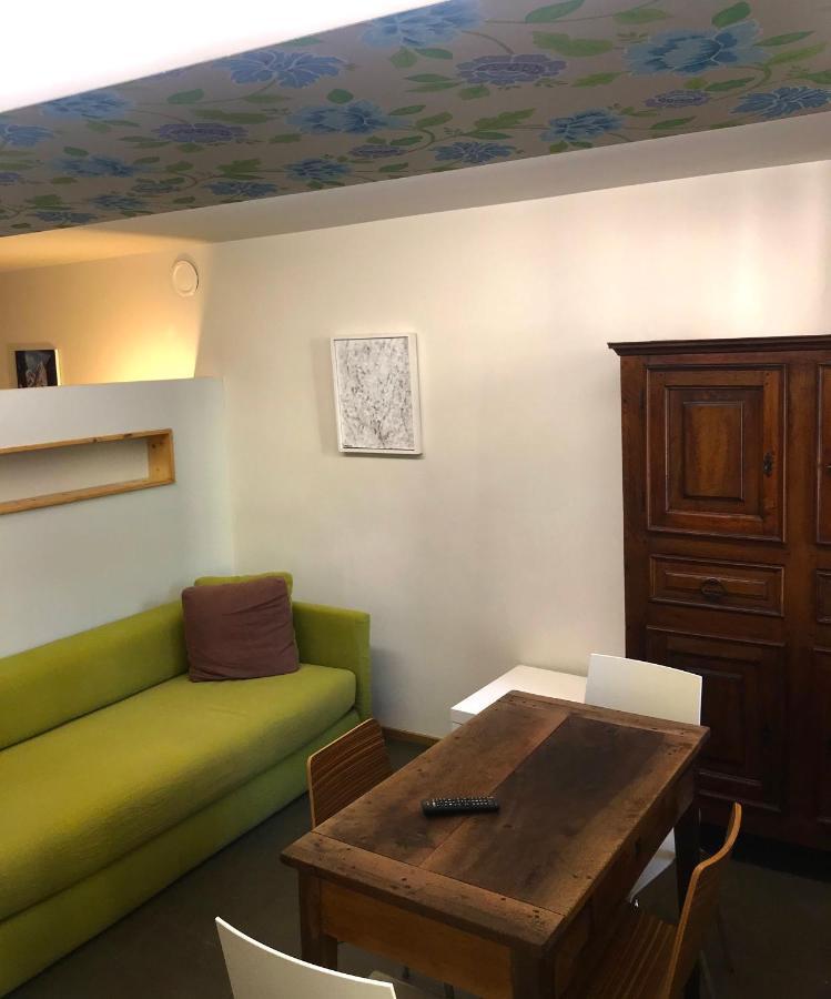 Aymon De Challant Apartment