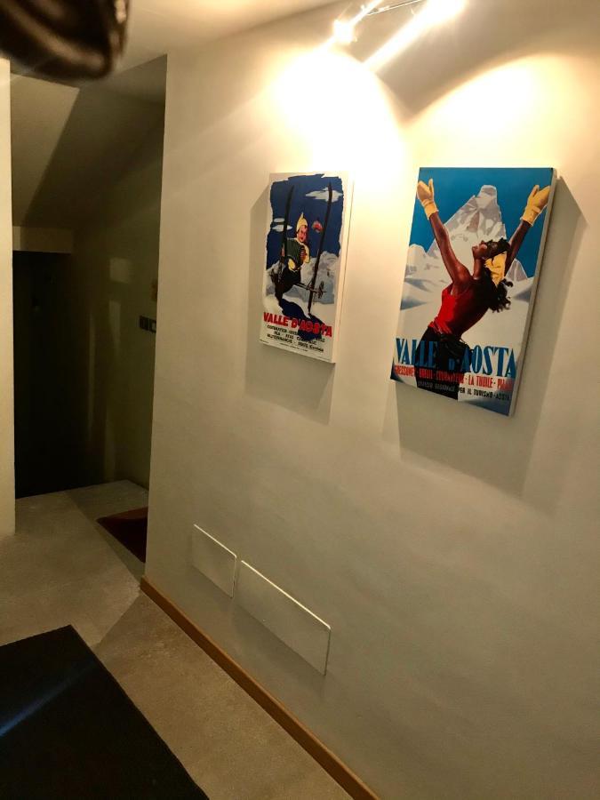 Aymon De Challant Apartment Aosta